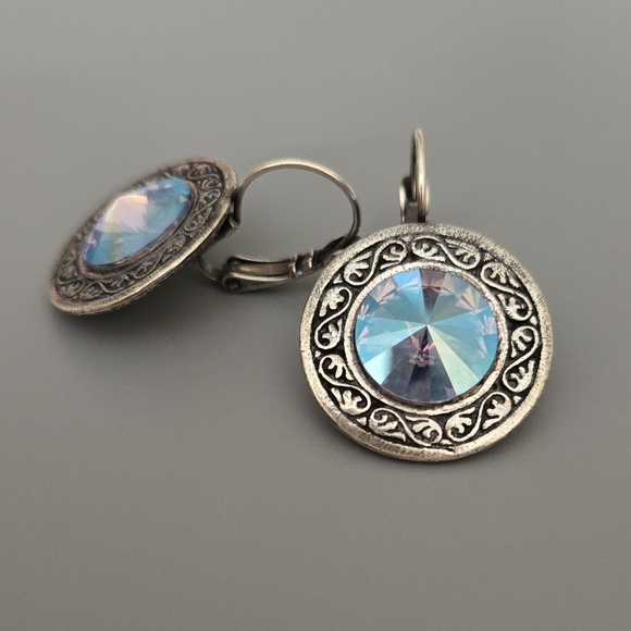 Austrian Crystal Earrings in Antique Silver - Picture 7 of 11